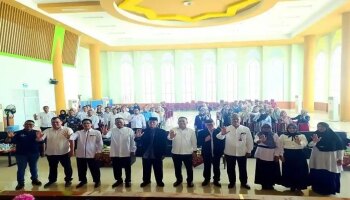 Dosen dan Mahasiswa Prodi BKI IAIN SAS Babel Mengikuti Sosialisasi Anti Korupsi dan Gratifikasi dengan Narasumber Mantan Pimpinan KPK